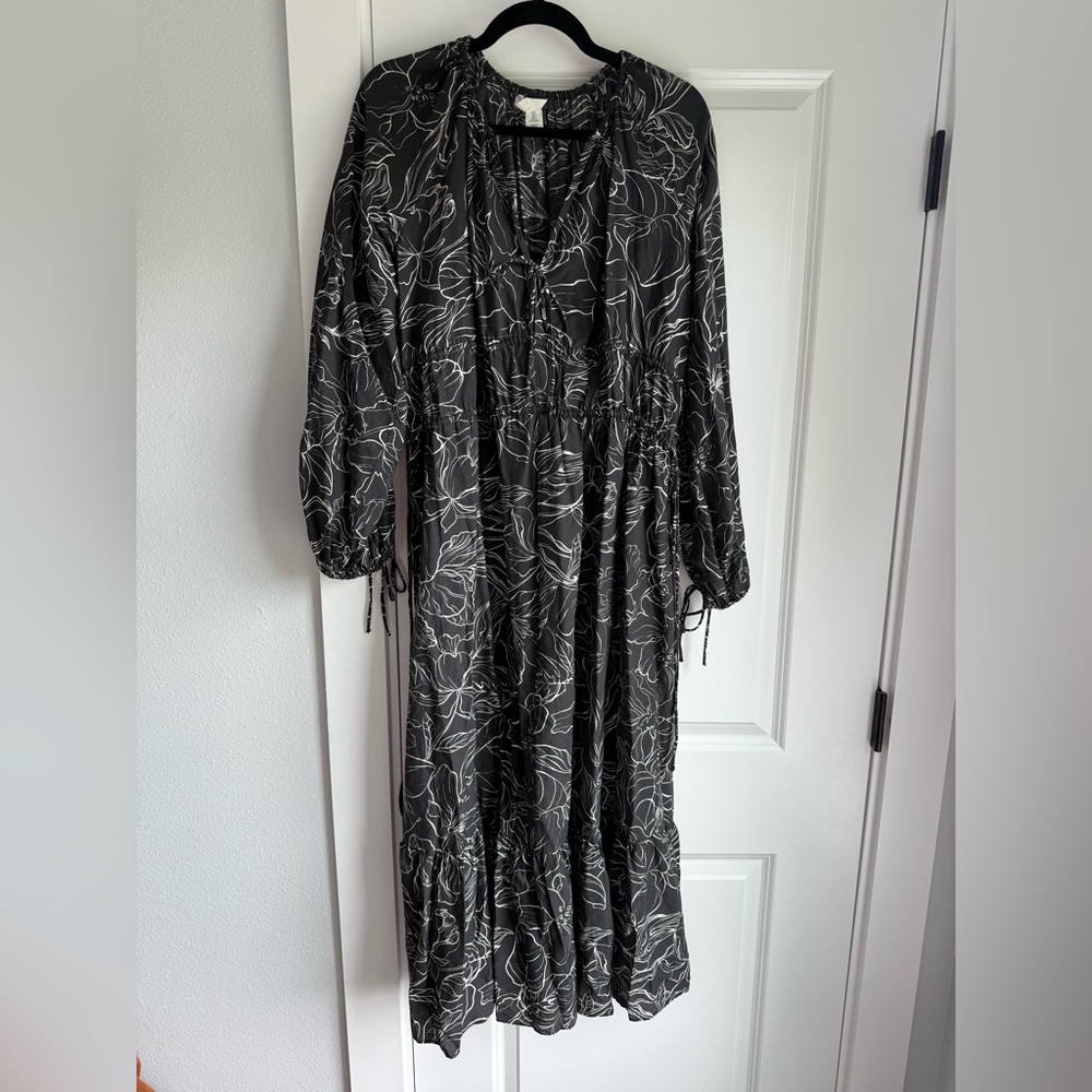 Black Floral Long Sleeve Maxi Dress